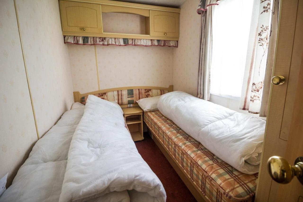 Hotel 6 Berth Caravan With Decking Nearby Heacham Beach In Norfolk Ref 21047A Esterno foto