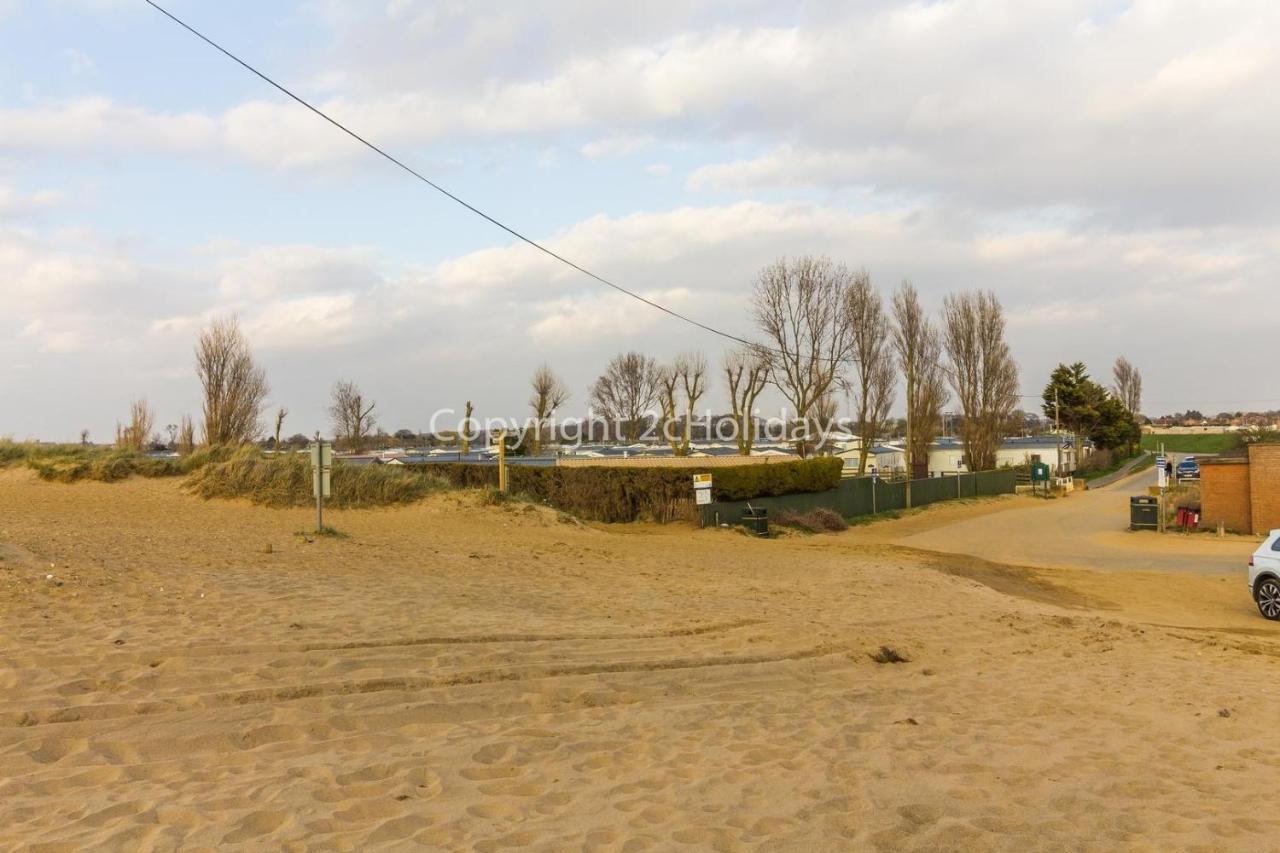 Hotel 6 Berth Caravan With Decking Nearby Heacham Beach In Norfolk Ref 21047A Esterno foto